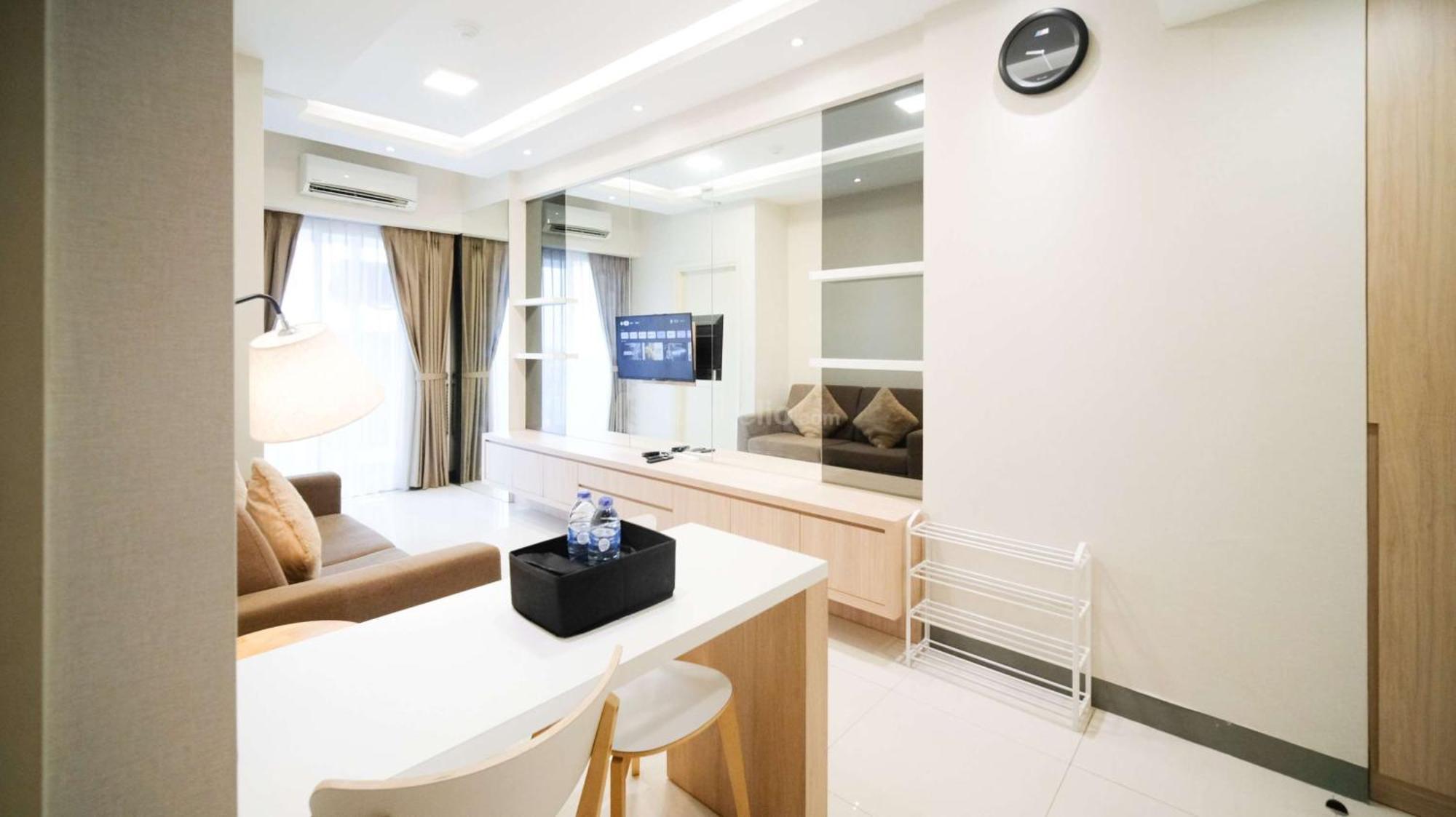 Best Price And Comfortable Living 2Br At Anderson Supermall Mansion Apartment By Travelio Surabaya Exterior photo